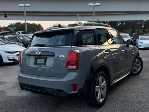 More photos of 2017 MINI Cooper Countryman at AUTOLAND, FL