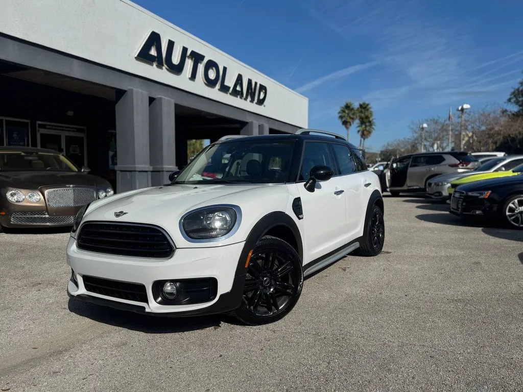 2019 MINI Countryman Base's photo