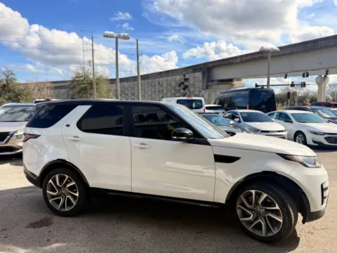 More photos of 2020 Land Rover Discovery Landmark Edition at AUTOLAND, FL