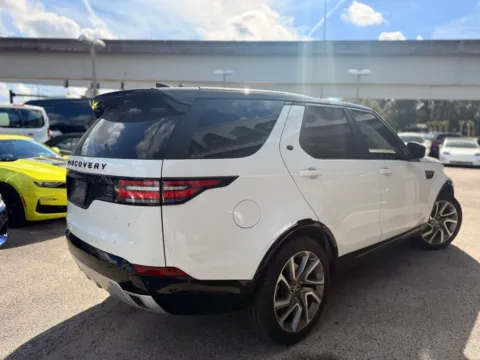 More photos of 2020 Land Rover Discovery Landmark Edition at AUTOLAND, FL