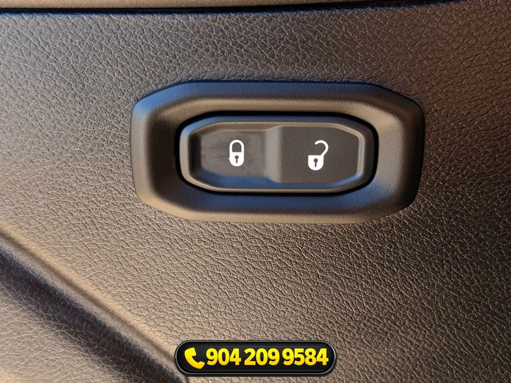 2023 Jeep Wrangler 4-Door Sport S - Photo 15