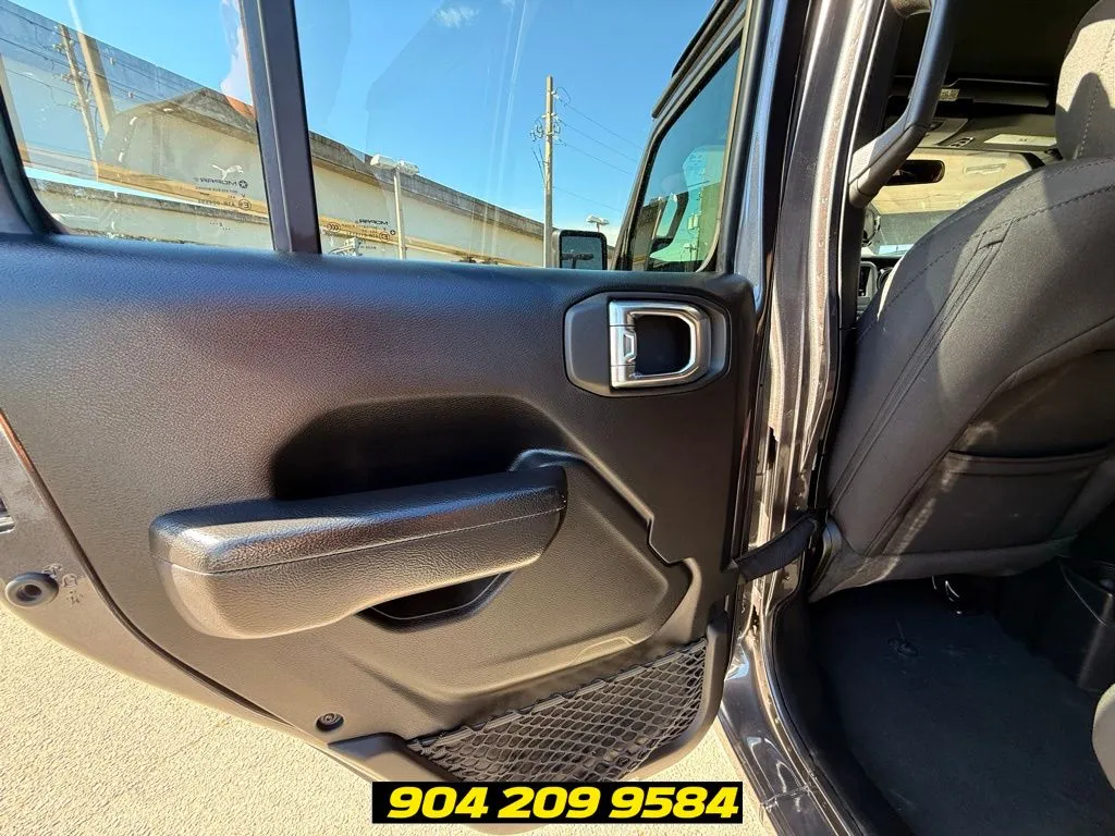 2023 Jeep Wrangler 4-Door Sport S - Photo 31