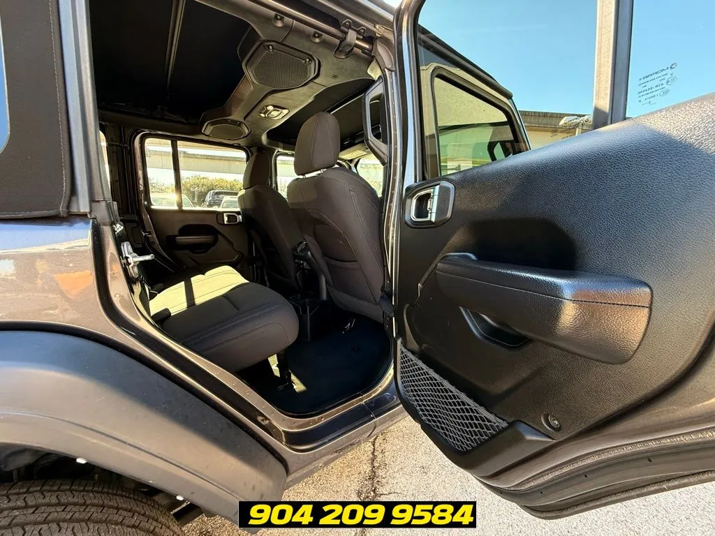 2023 Jeep Wrangler 4-Door Sport S - Photo 34