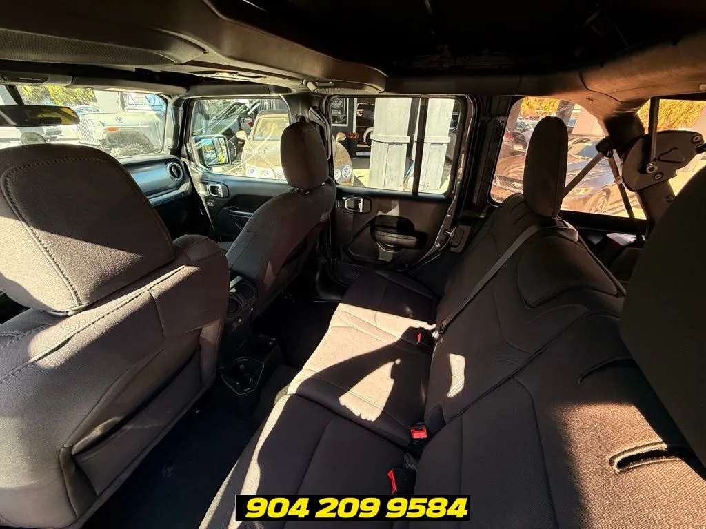2023 Jeep Wrangler 4-Door Sport S - Photo 30