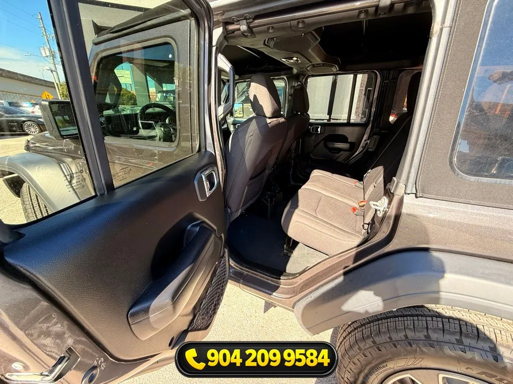 2023 Jeep Wrangler 4-Door Sport S - Photo 29