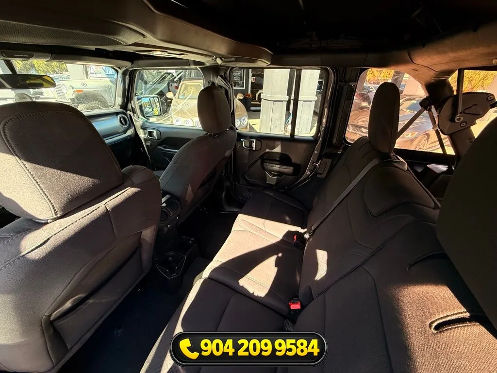2023 Jeep Wrangler 4-Door Sport S - Photo 30