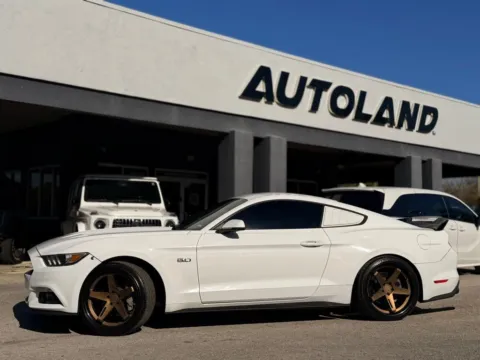 More photos of 2017 Ford Mustang GT Premium at AUTOLAND, FL