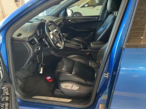 More photos of 2017 Porsche Macan S at AUTOLAND, FL