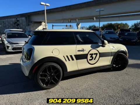 More photos of 2019 MINI Cooper Classic at AUTOLAND, FL