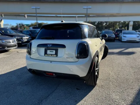 More photos of 2019 MINI Cooper Classic at AUTOLAND, FL