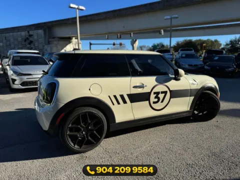 More photos of 2019 MINI Cooper Classic at AUTOLAND, FL