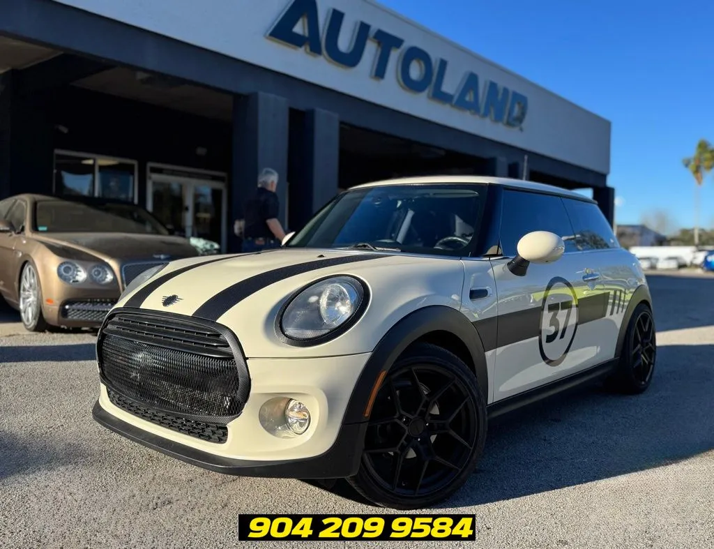 White 2019 MINI Cooper Classic for sale in Jacksonville, FL