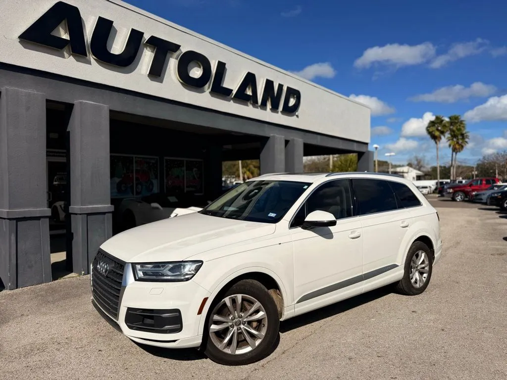 2018 Audi Q7 Premium Plus's photo