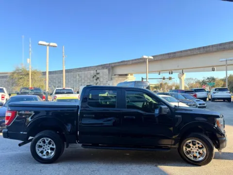 More photos of 2022 Ford F-150 XL at AUTOLAND, FL