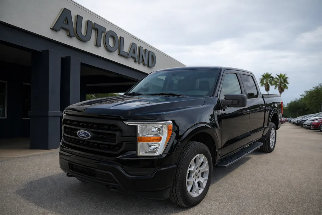 Black 2022 Ford F-150 XL for sale in Jacksonville, FL