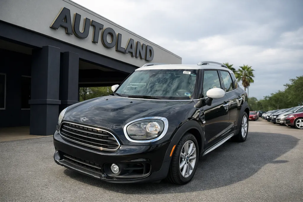 Black 2020 MINI Cooper Countryman Classic for sale in Jacksonville, FL