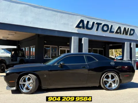 More photos of 2015 Dodge Challenger R/T Scat Pack at AUTOLAND, FL