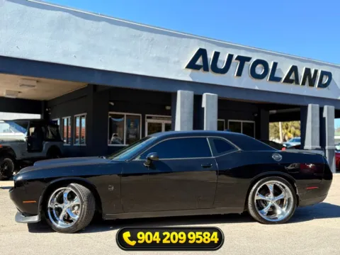 More photos of 2015 Dodge Challenger R/T Scat Pack at AUTOLAND, FL