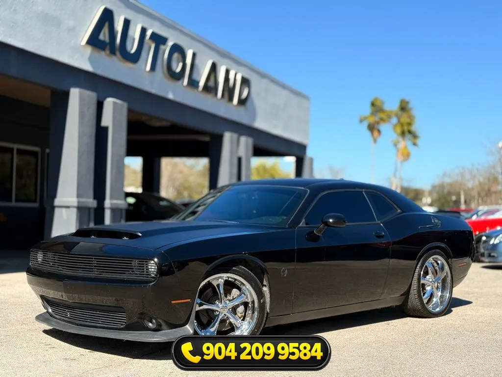 2015 Dodge Challenger Scat Pack's photo