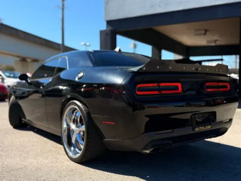 More photos of 2015 Dodge Challenger R/T Scat Pack at AUTOLAND, FL