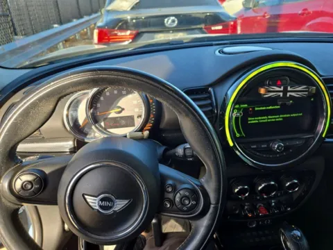 More photos of 2017 MINI Cooper Clubman at AUTOLAND, FL