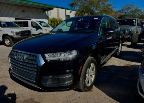 Photos of 2019 Audi Q7 45 Premium Plus for sale in Jacksonville, FL at AUTOLAND