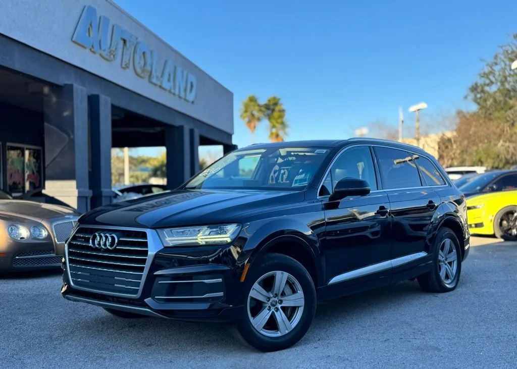 Black 2019 Audi Q7 45 Premium Plus for sale in Jacksonville, FL