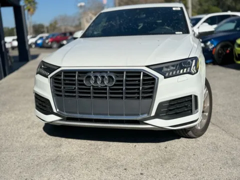 Photos of 2020 Audi Q7 45 Premium Plus for sale in Jacksonville, FL at AUTOLAND