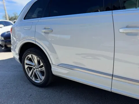 More photos of 2020 Audi Q7 45 Premium Plus at AUTOLAND, FL