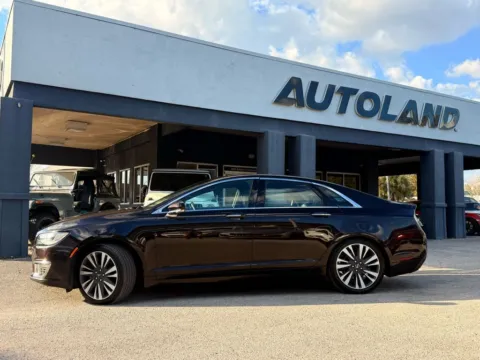 More photos of 2020 Lincoln MKZ Reserve at AUTOLAND, FL