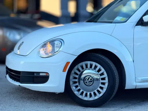 Photos of 2014 Volkswagen Beetle 1.8T for sale in Jacksonville, FL at AUTOLAND