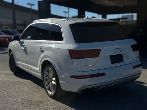 More photos of 2018 Audi Q7 3.0T Prestige at AUTOLAND, FL