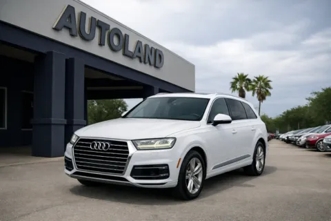 Black 2018 Audi Q7 3.0T Prestige for sale in Jacksonville, FL