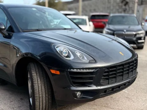 More photos of 2017 Porsche Macan at AUTOLAND, FL