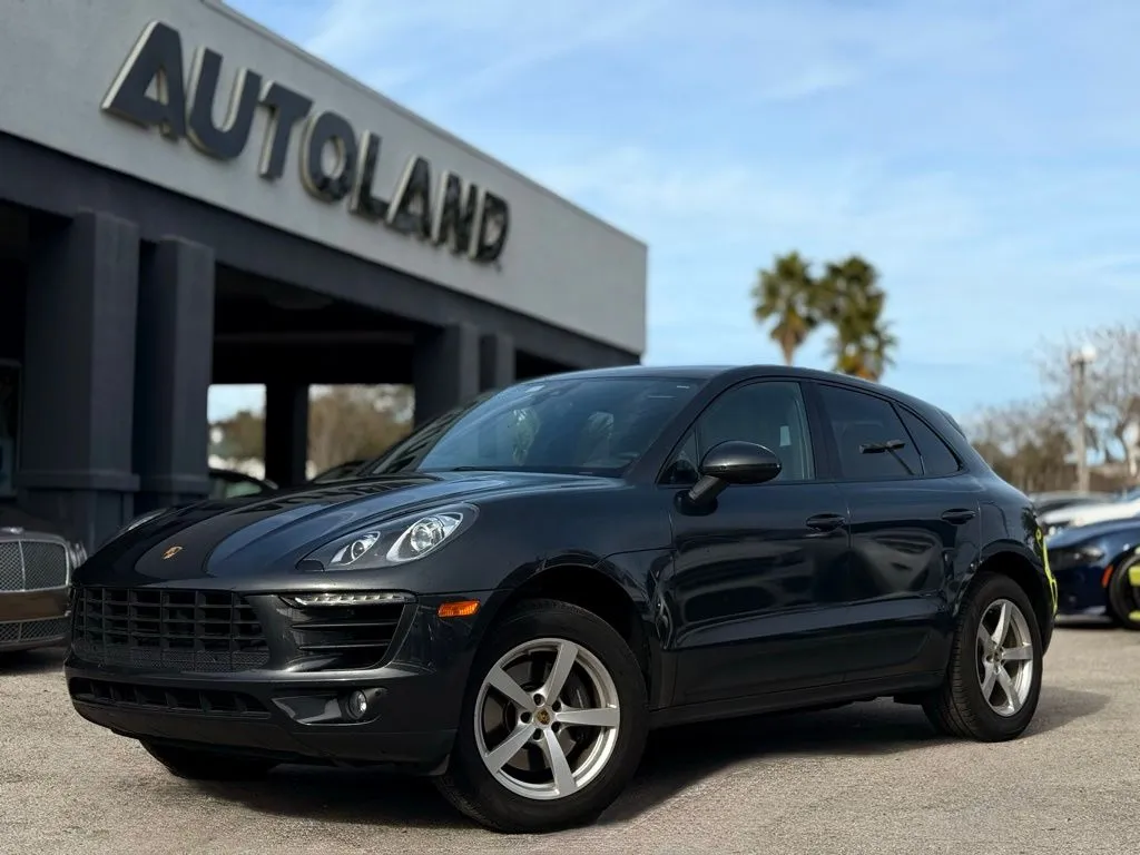 2017 Porsche Macan