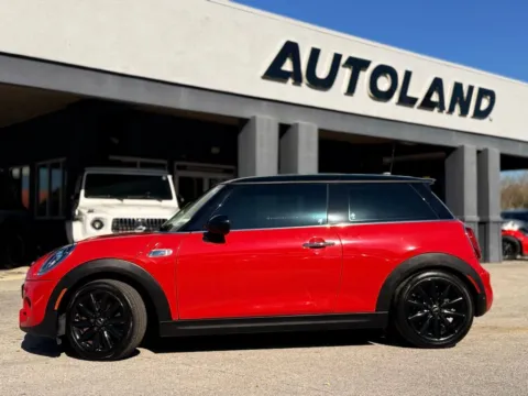 More photos of 2019 MINI Cooper S Classic at AUTOLAND, FL