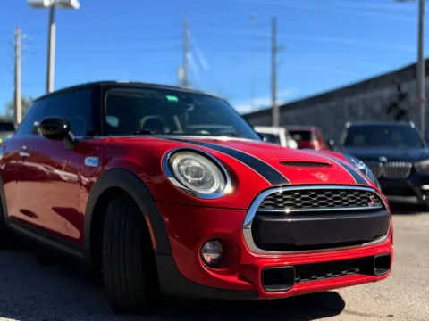 More photos of 2019 MINI Cooper S Classic at AUTOLAND, FL
