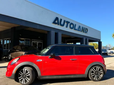 More photos of 2019 MINI Cooper S Classic at AUTOLAND, FL