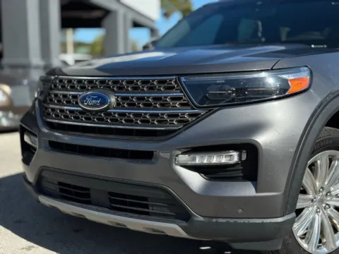 Photos of 2022 Ford Explorer King Ranch for sale in Jacksonville, FL at AUTOLAND