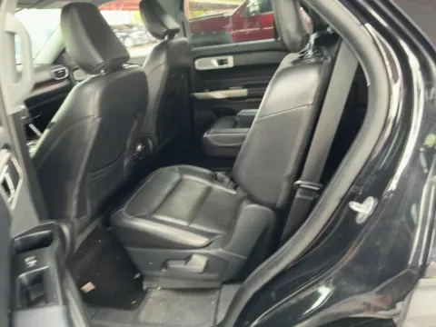 More photos of 2021 Ford Explorer Limited at AUTOLAND, FL