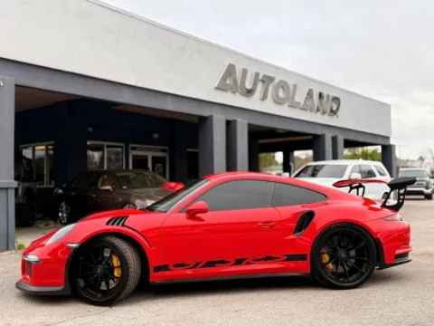 More photos of 2016 Porsche 911 GT3 RS at AUTOLAND, FL