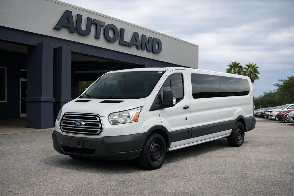White 2017 Ford Transit-350 XLT for sale in Jacksonville, FL
