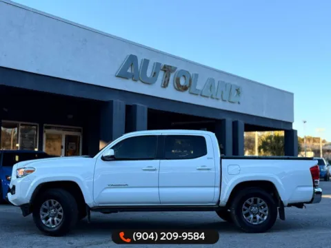 More photos of 2017 Toyota Tacoma SR5 at AUTOLAND, FL