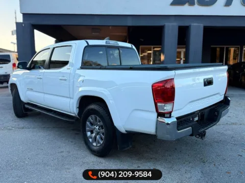 More photos of 2017 Toyota Tacoma SR5 at AUTOLAND, FL