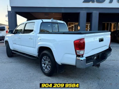 More photos of 2017 Toyota Tacoma SR5 at AUTOLAND, FL