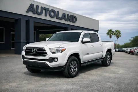 White 2017 Toyota Tacoma SR5 for sale in Jacksonville, FL