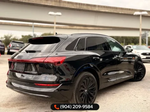 More photos of 2019 Audi e-tron Prestige at AUTOLAND, FL