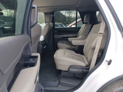 More photos of 2018 Ford Expedition Limited at AUTOLAND, FL