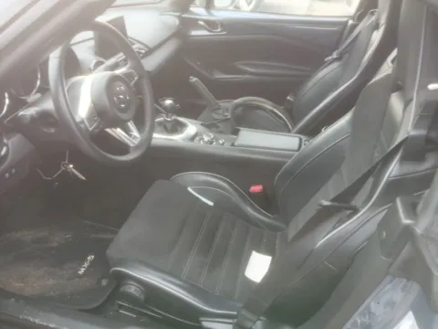 More photos of 2021 Mazda MX-5 Miata Club at AUTOLAND, FL