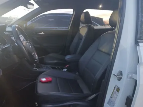 Photos of 2021 Volkswagen Tiguan 2.0T SE R-Line Black for sale in Jacksonville, FL at AUTOLAND